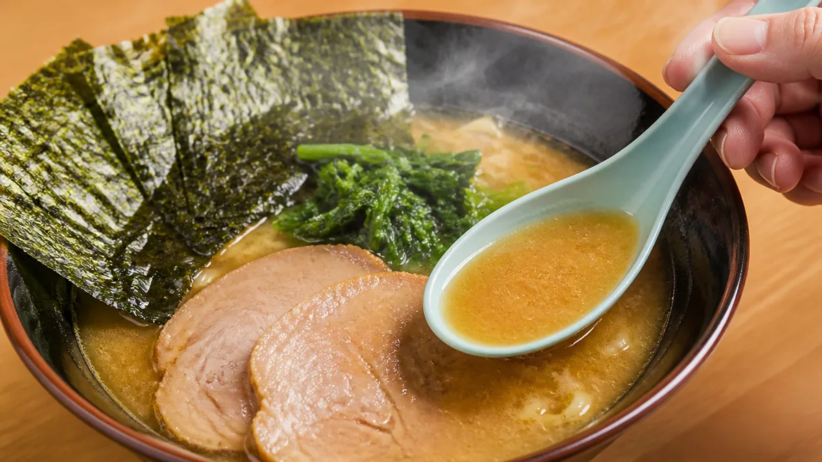 六角家ラーメンと他の御三家の違い|吉村家・本牧家と何が違うのかの解説画像