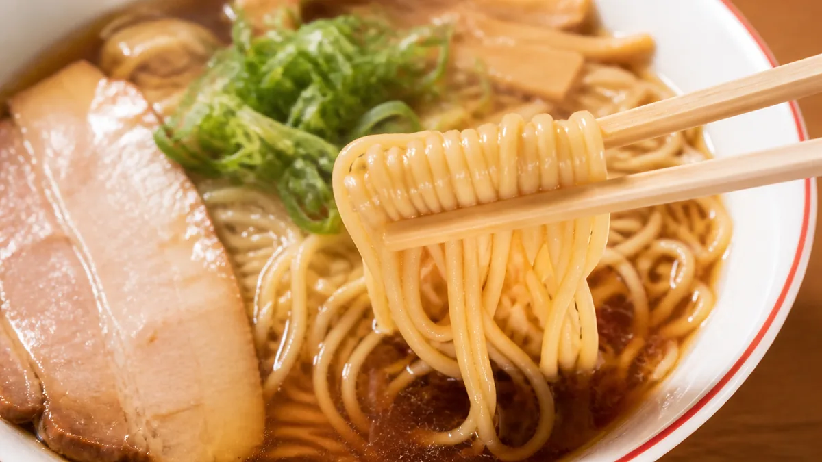 カドヤ食堂 総本店は「普通の中華そば」を極めた到達点｜1957年創業・大阪が誇る一杯の哲学のアイキャッチ画像