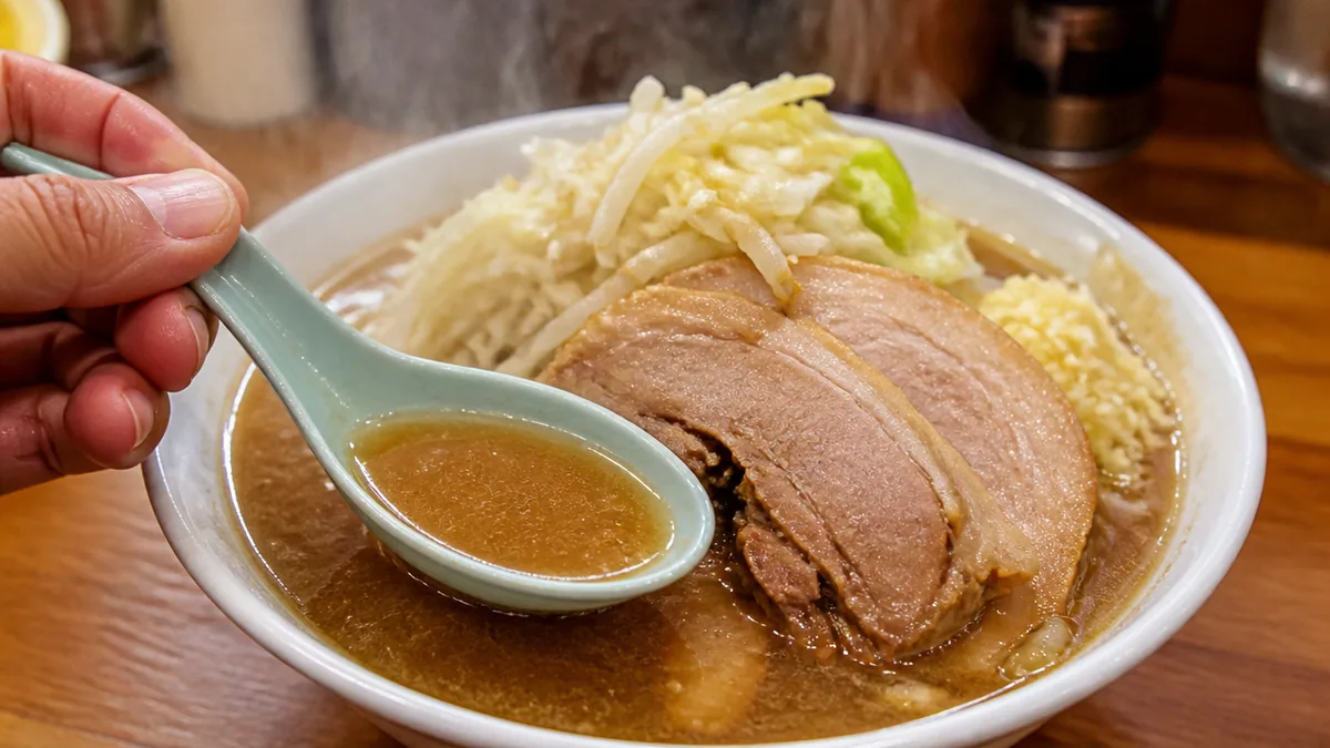 東京二郎系ラーメンの聖地を巡る|直系4店の実力の解説画像