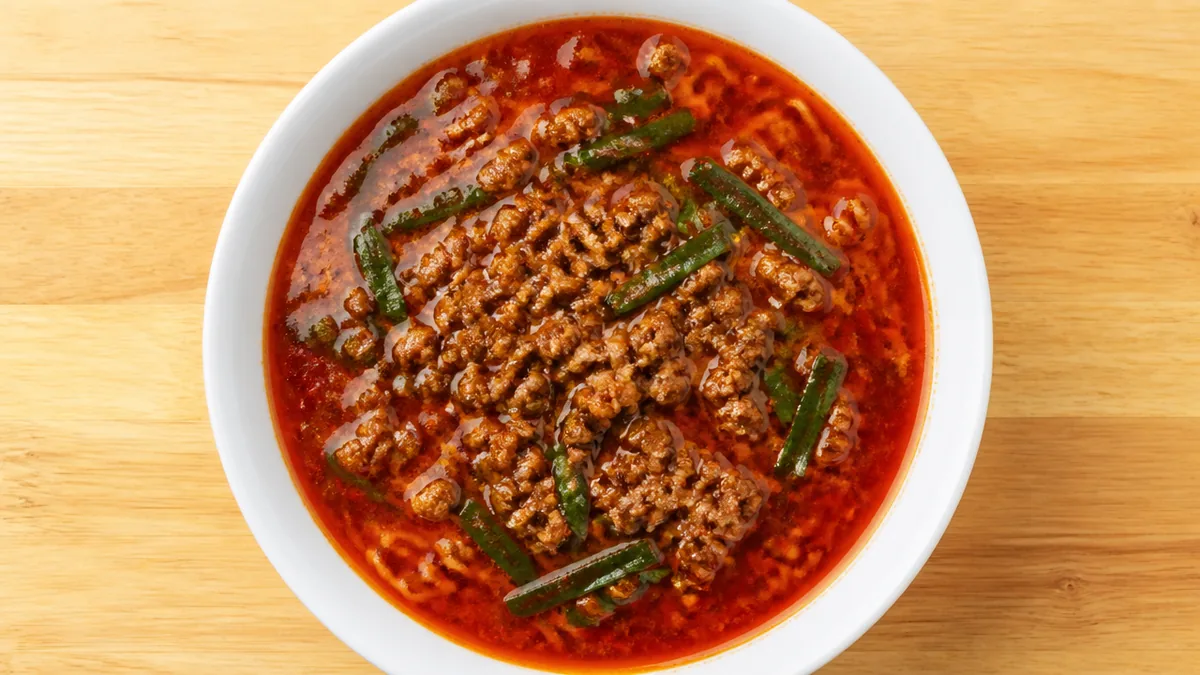 味仙のカップ麺全種類を完全比較｜通常版・エイリアン・冷凍版の辛さとお店の味との違いのアイキャッチ画像