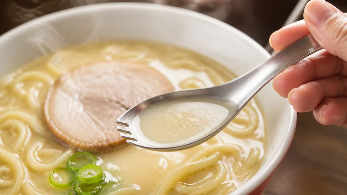 スガキヤのスプーンの正体は「ラーメンフォーク」だった｜名前と構造の秘密の解説画像