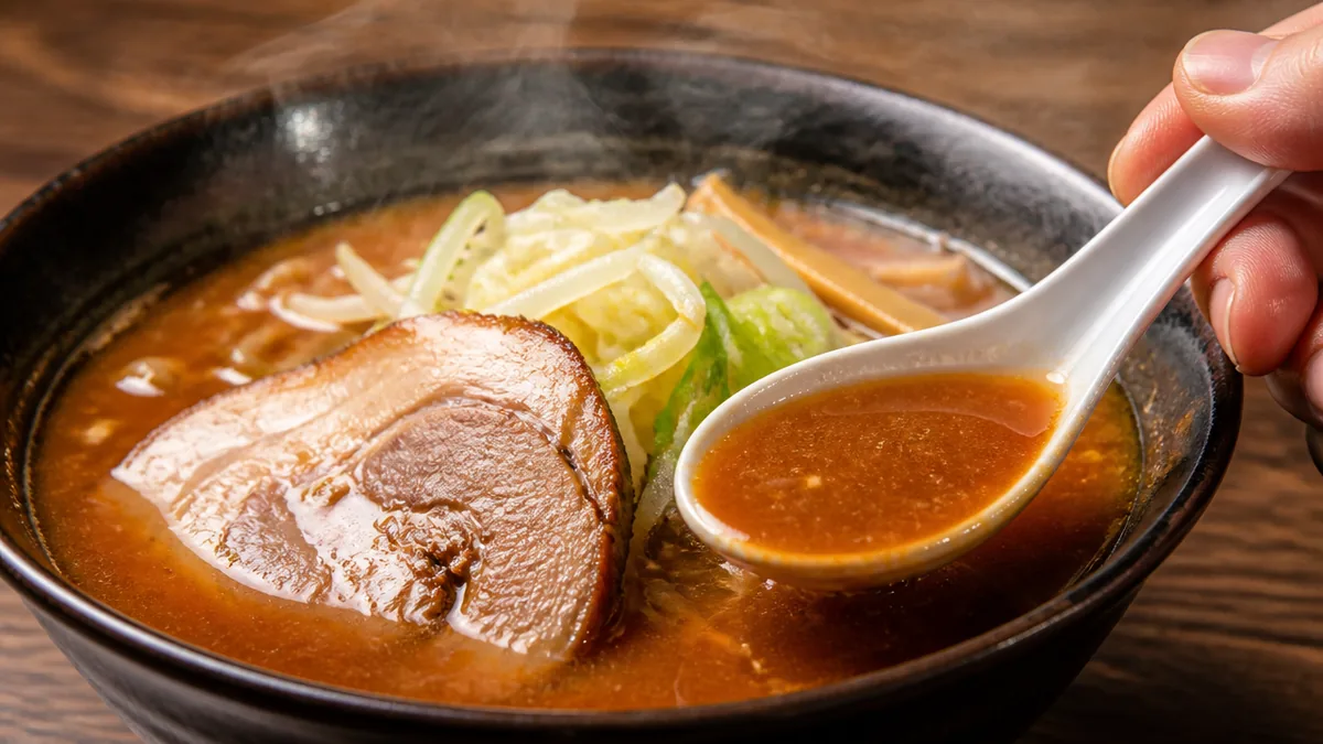 赤い味噌はなぜ赤い?褐色を生む発酵の魔法の解説画像