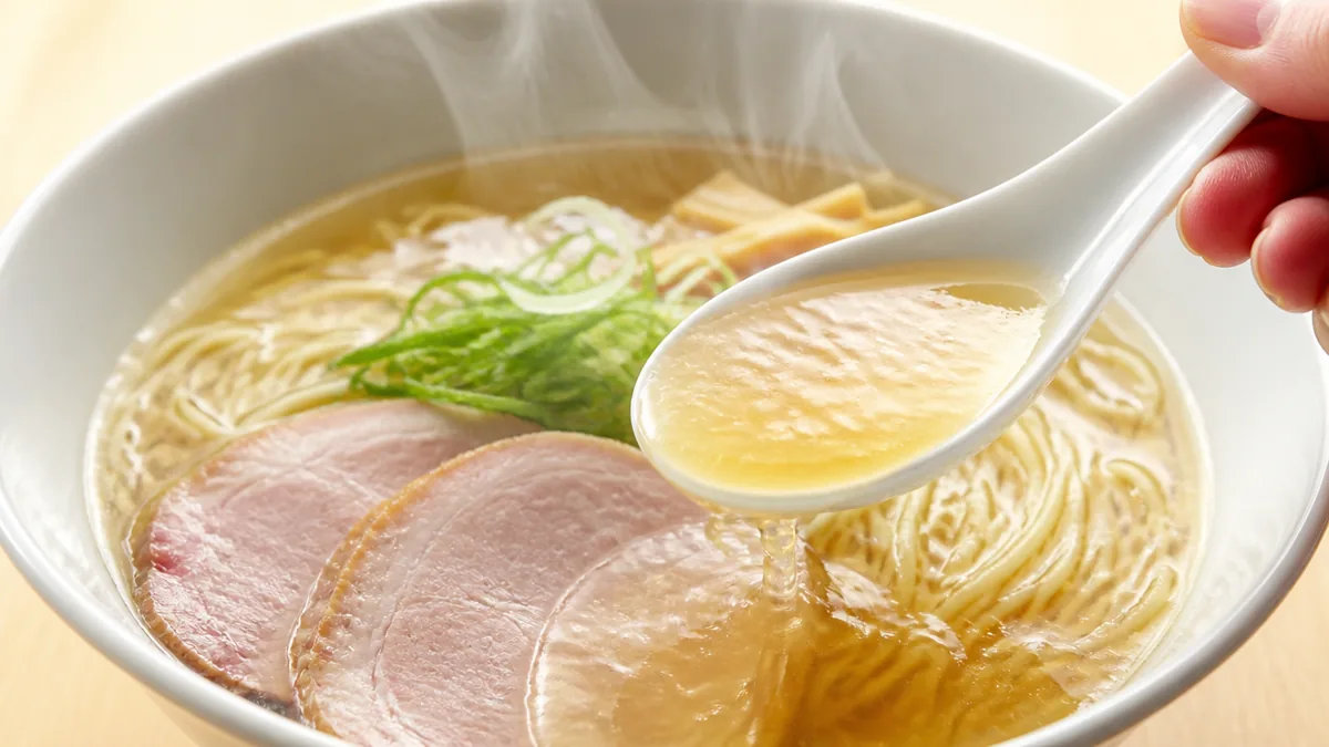 清湯スープとは何か?「澄んでいる」の裏にある3つの条件の解説画像